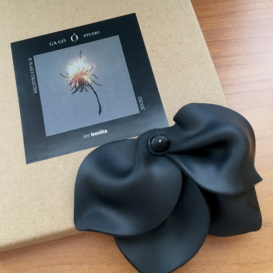 Burning Flora broche MAXI