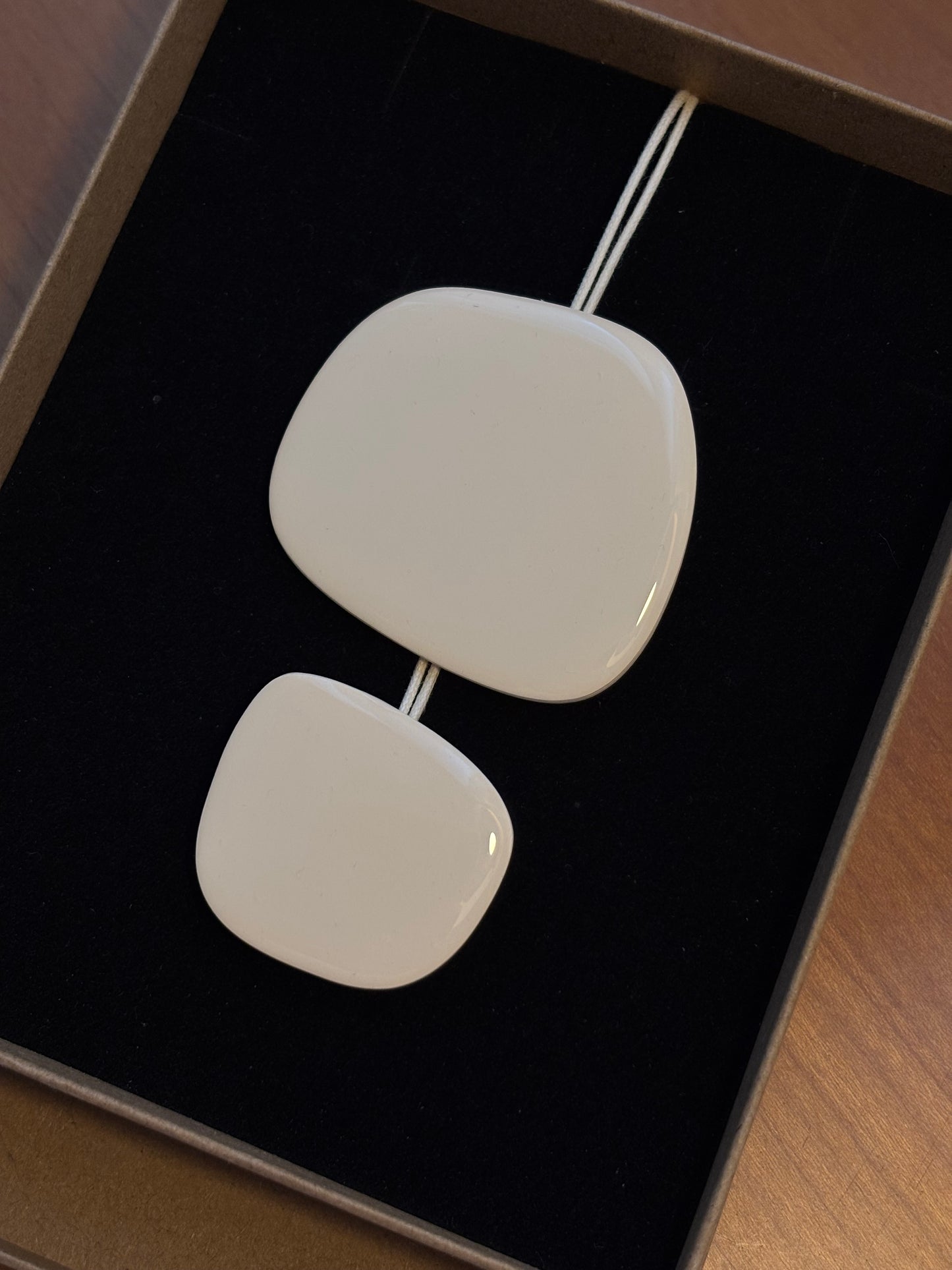 collar Piedras
