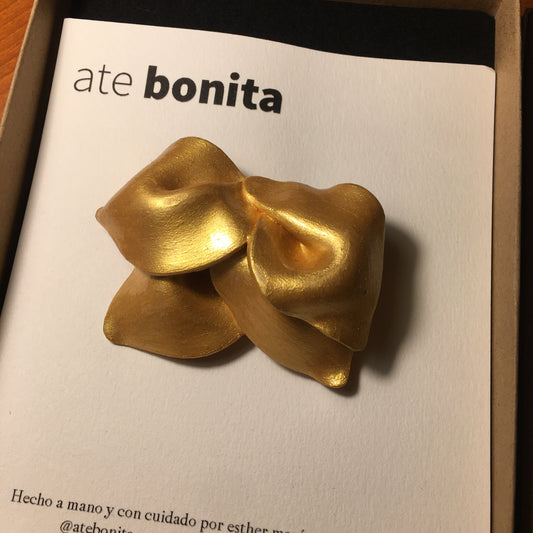 Broche Flora oro L