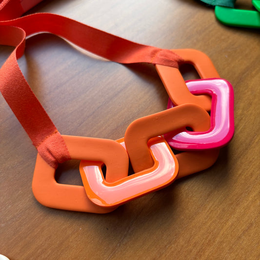 Collar CADENAS XL naranja y fucsia